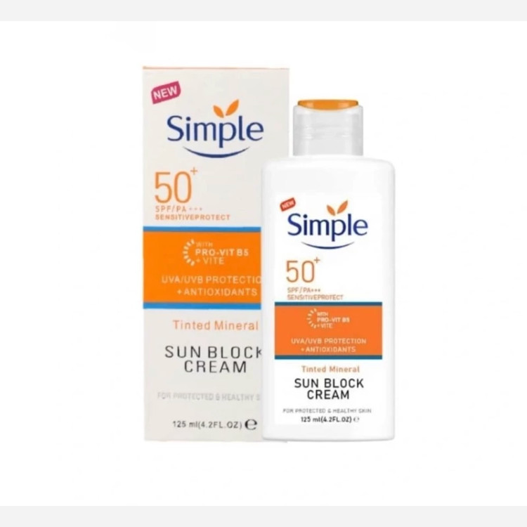 ضدآفتاب سیمپل حاوی ویتامین B5 و SPF 50